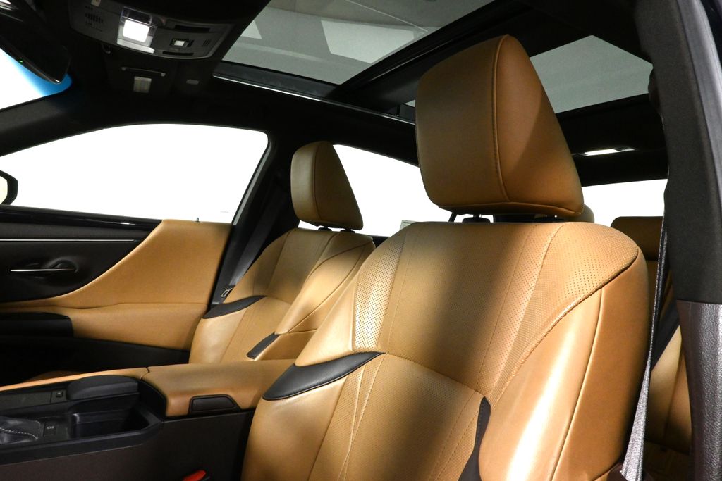 2019 Lexus ES 350 Luxury 4