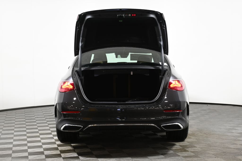 2025 Mercedes-Benz E-Class E 350 26