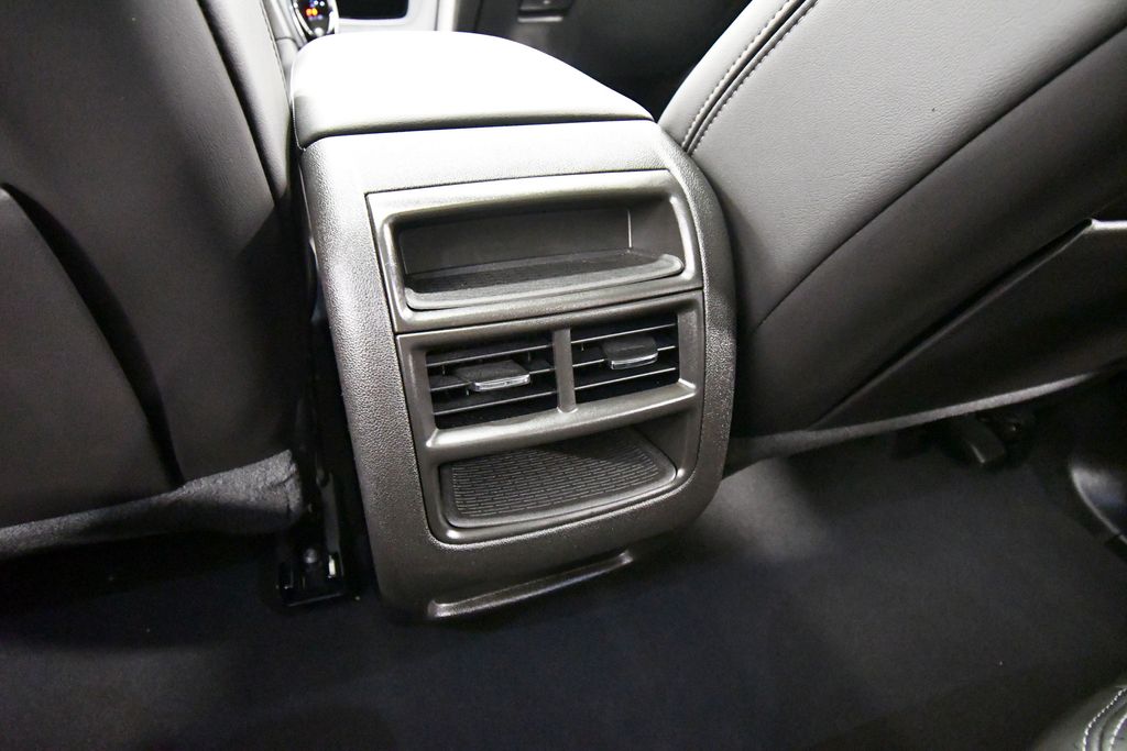 Used 2024 Cadillac XT5 SUV