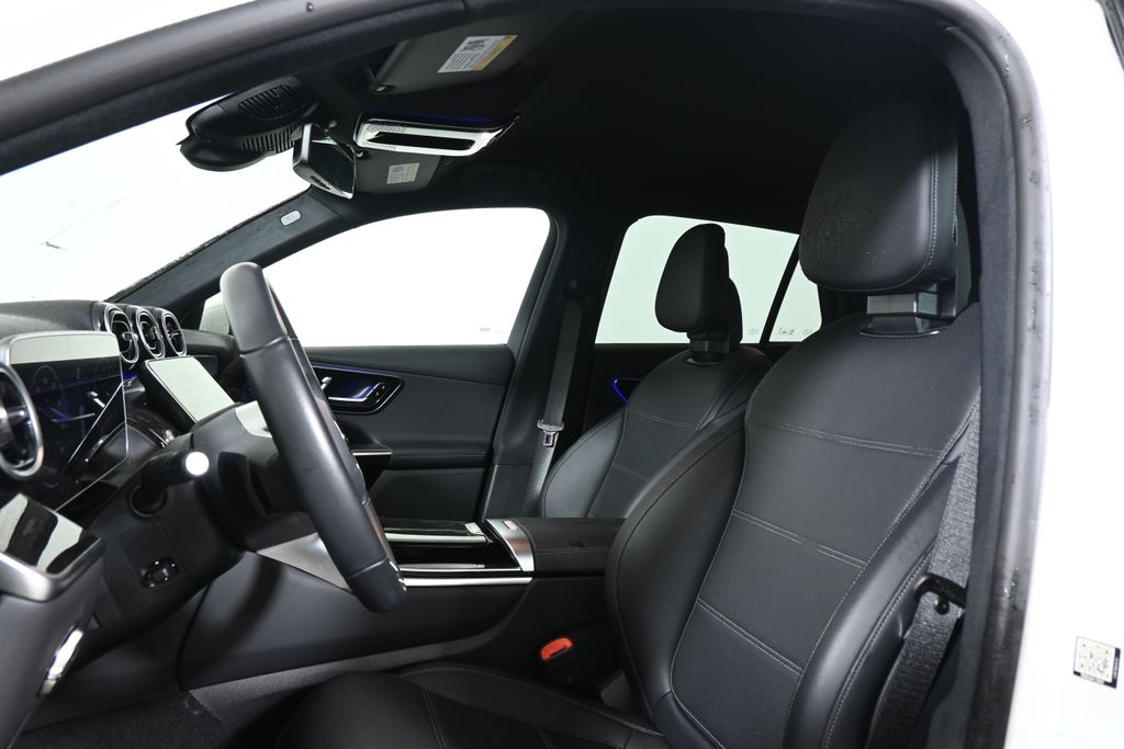 Thumbnail: 2025 Mercedes-Benz GLC - 14