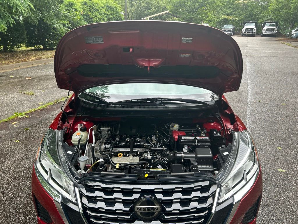 Used 2021 Red Nissan SV image 13