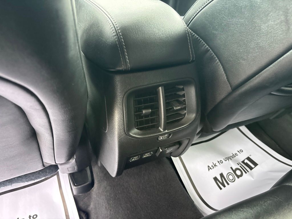 Used 2023 Jeep Cherokee SUV