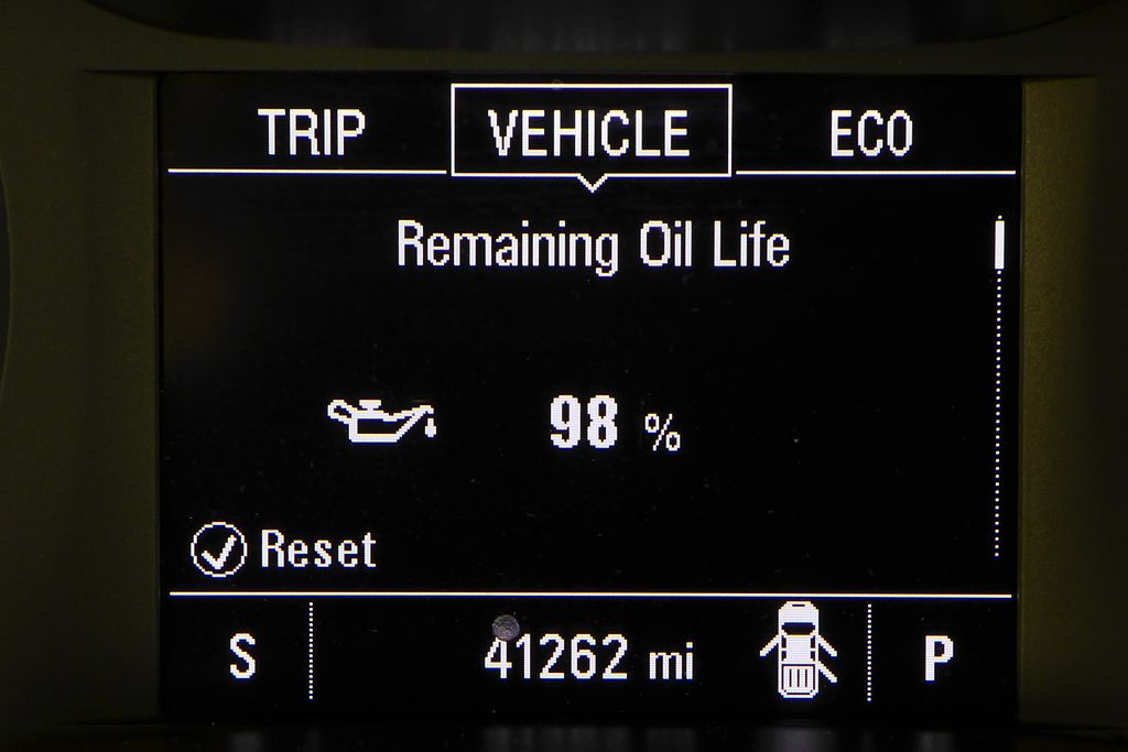 Thumbnail: 2022 Chevrolet Colorado - 30