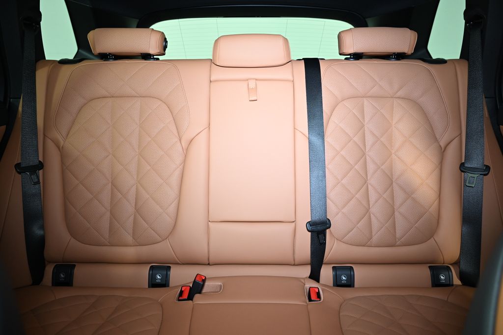 Thumbnail: 2025 BMW X5 - 25