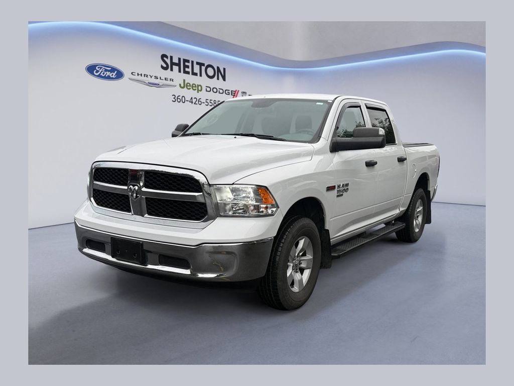 Bright White Clearcoat 2019 RAM 1500 Pickup Truck Four-Wheel Drive 8-Speed Automatic