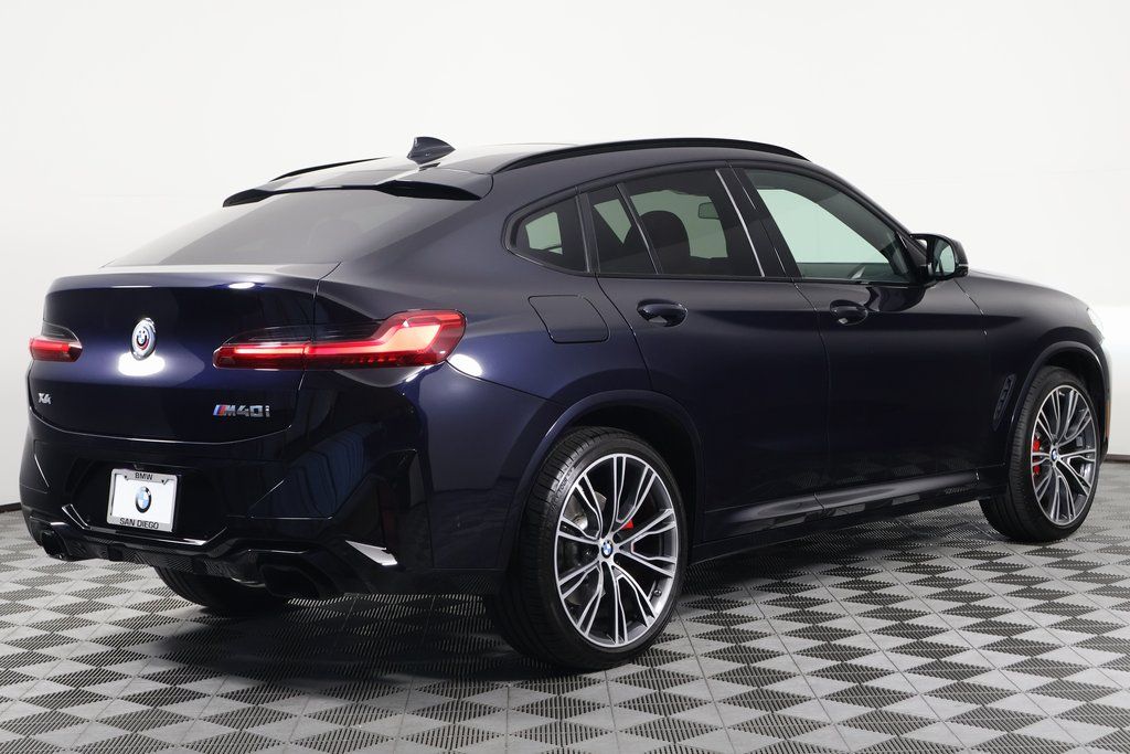 Thumbnail: 2022 BMW X4 - 4