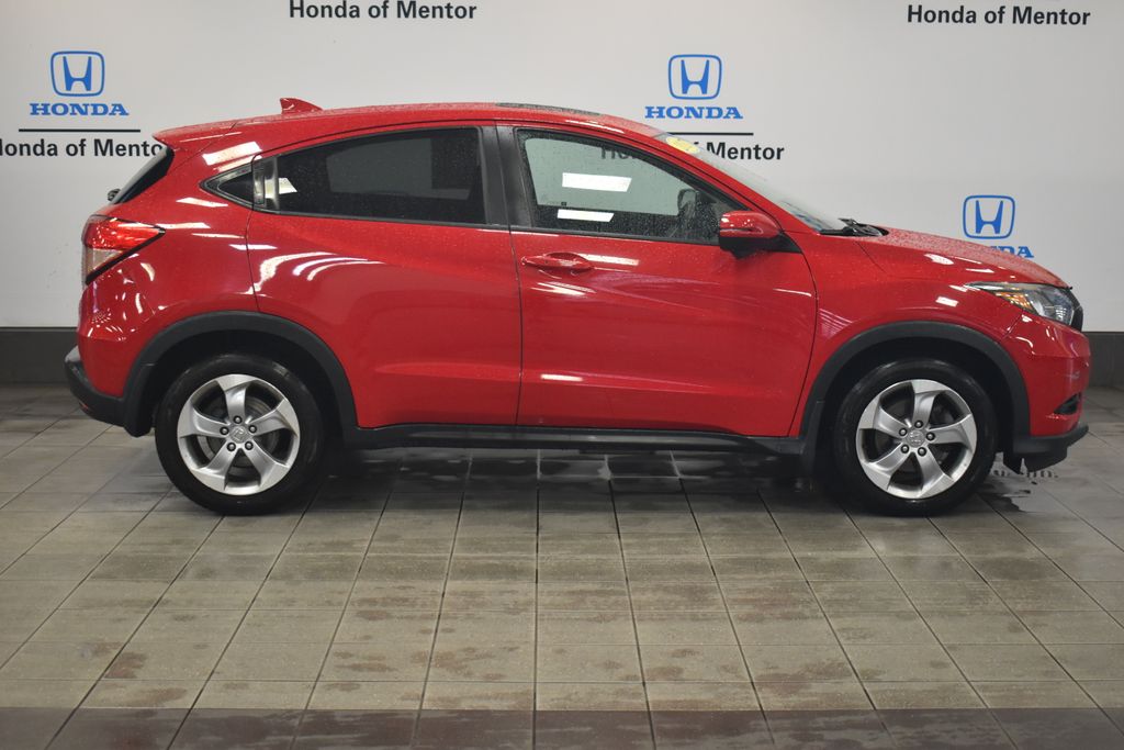 Thumbnail: 2017 Honda HR-V - 7