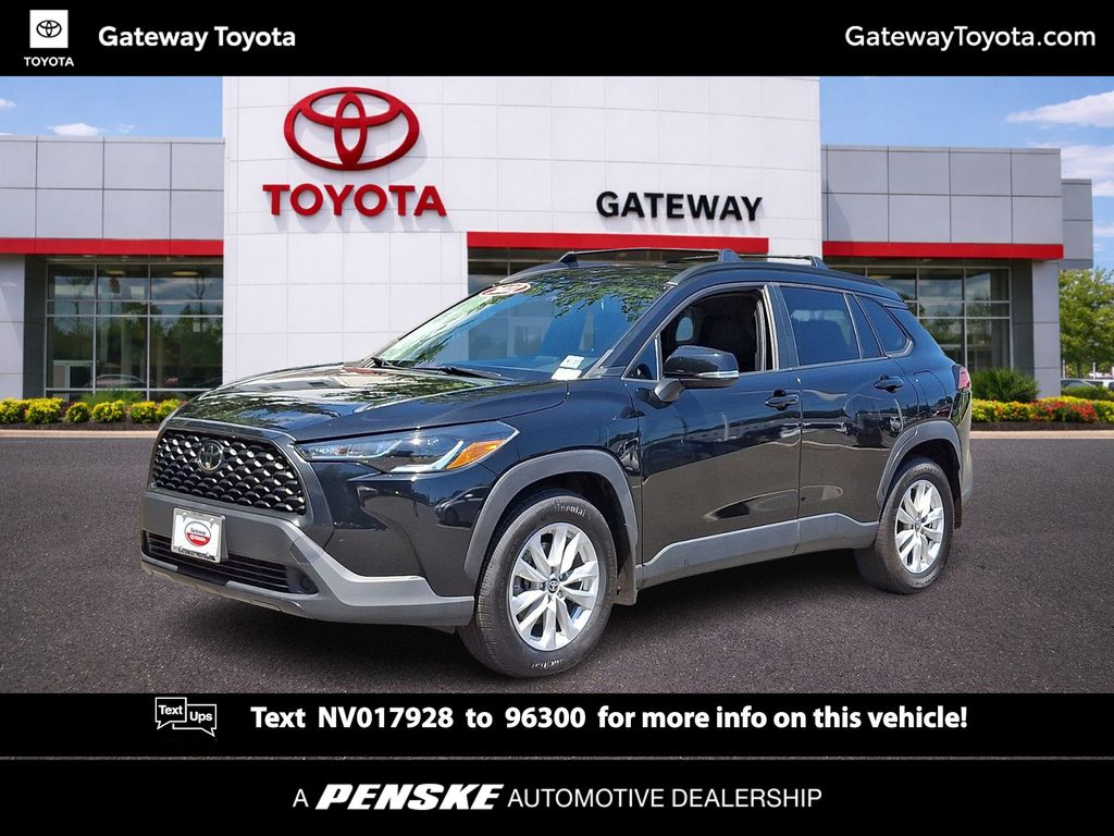 2022 Toyota Corolla Cross LE -
                  Toms River, NJ