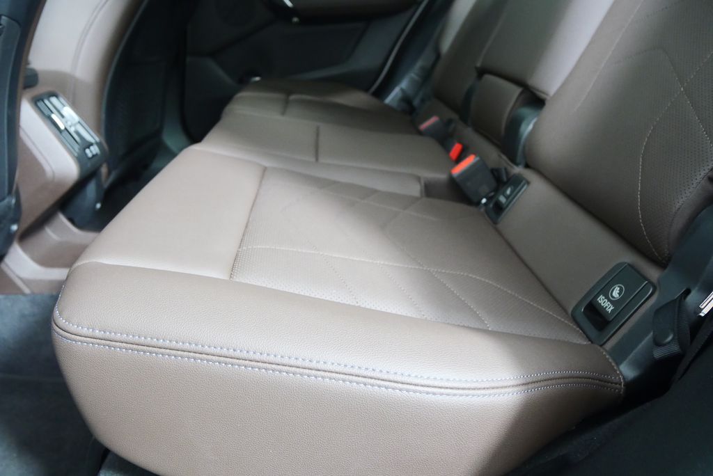 Thumbnail: 2023 BMW X1 - 14