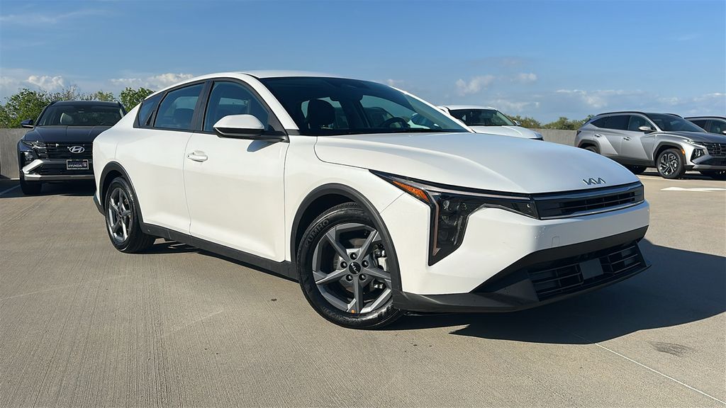 2025 Kia K4 LXS - 4