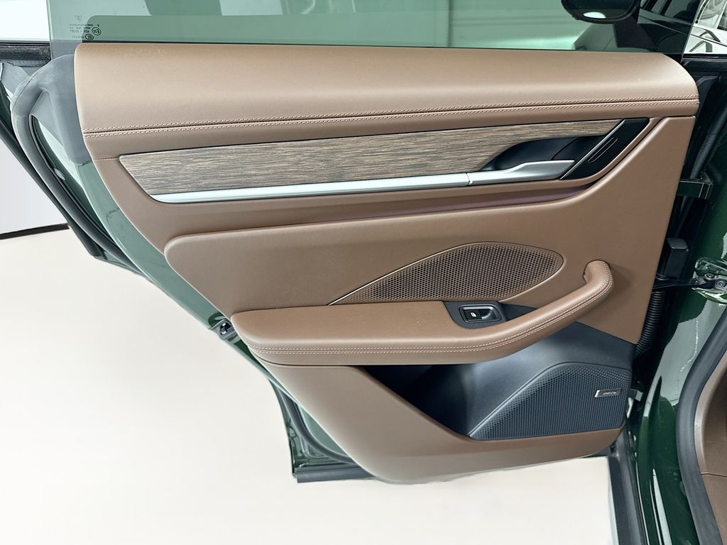 New 2026 Green Porsche  image 26
