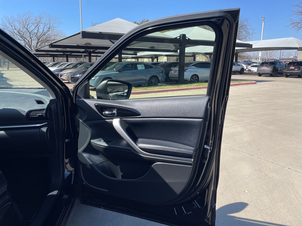 2024 Mitsubishi Eclipse Cross