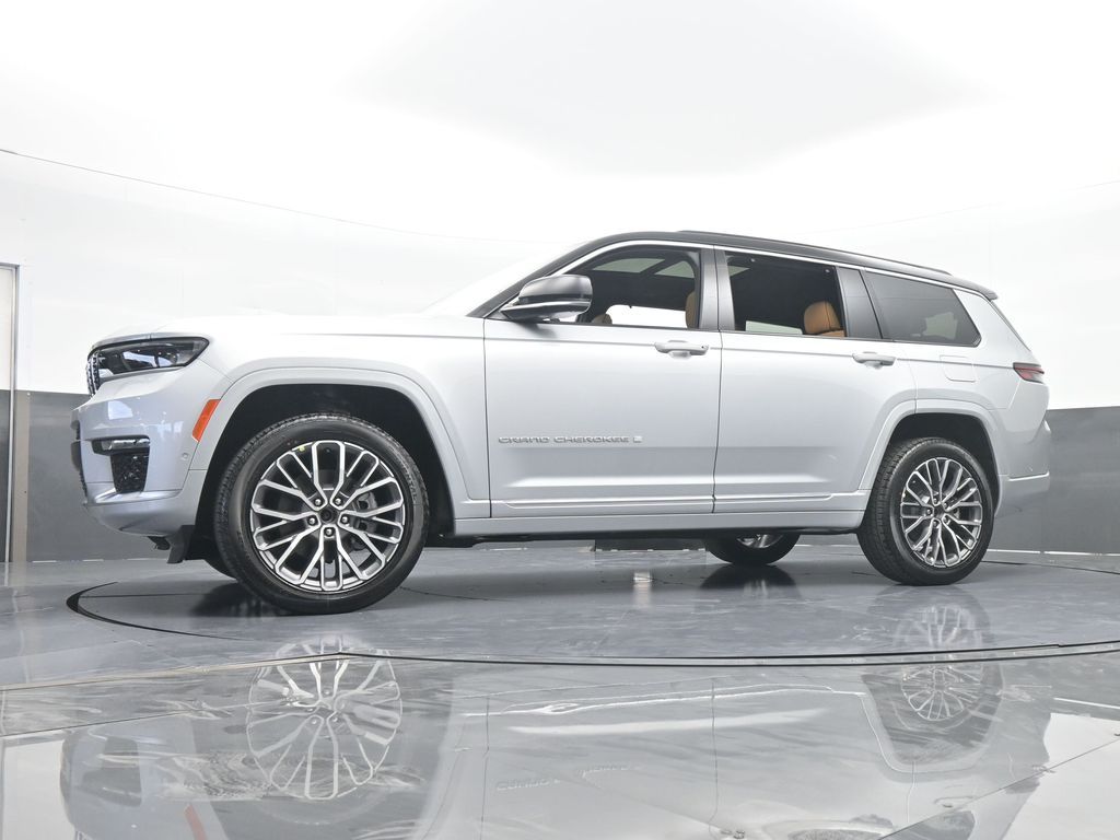 New 2025 Silver Zynith Jeep Summit image 69