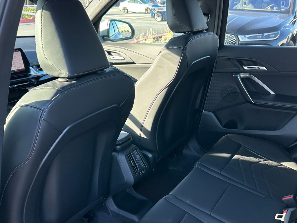 Thumbnail: 2026 BMW X1 - 31