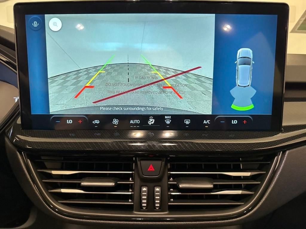 2025 Ford Escape ST-Line photo 5