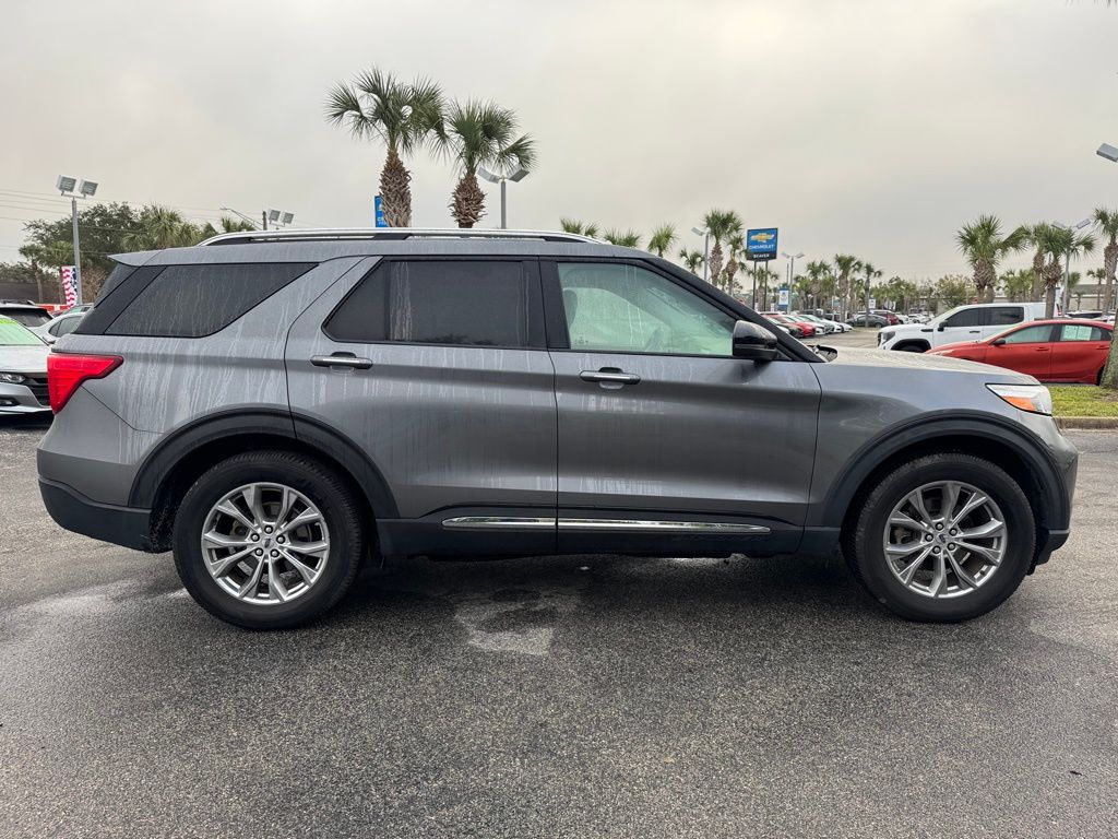 2022 Ford Explorer Limited 9