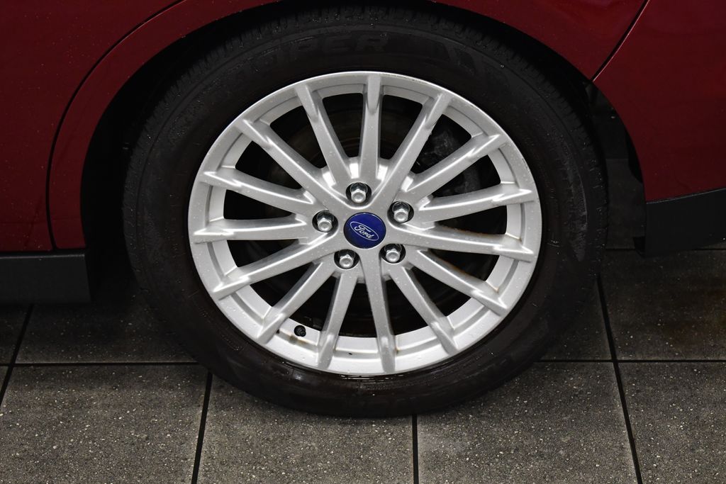 Thumbnail: 2013 Ford C-Max - 13