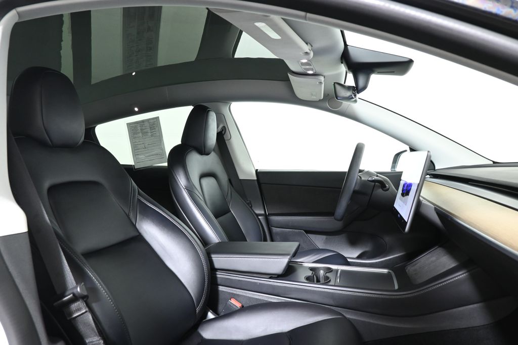 Thumbnail: 2022 Tesla Model Y - 27