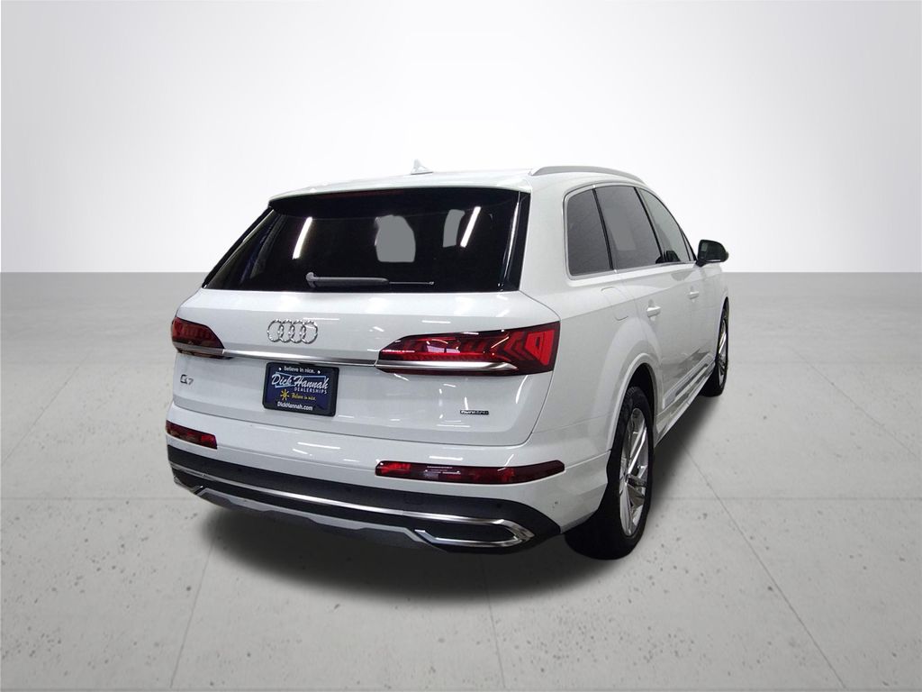 2024 Audi Q7 55 Premium Plus