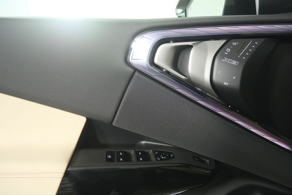 Thumbnail: 2026 BMW X3 - 8