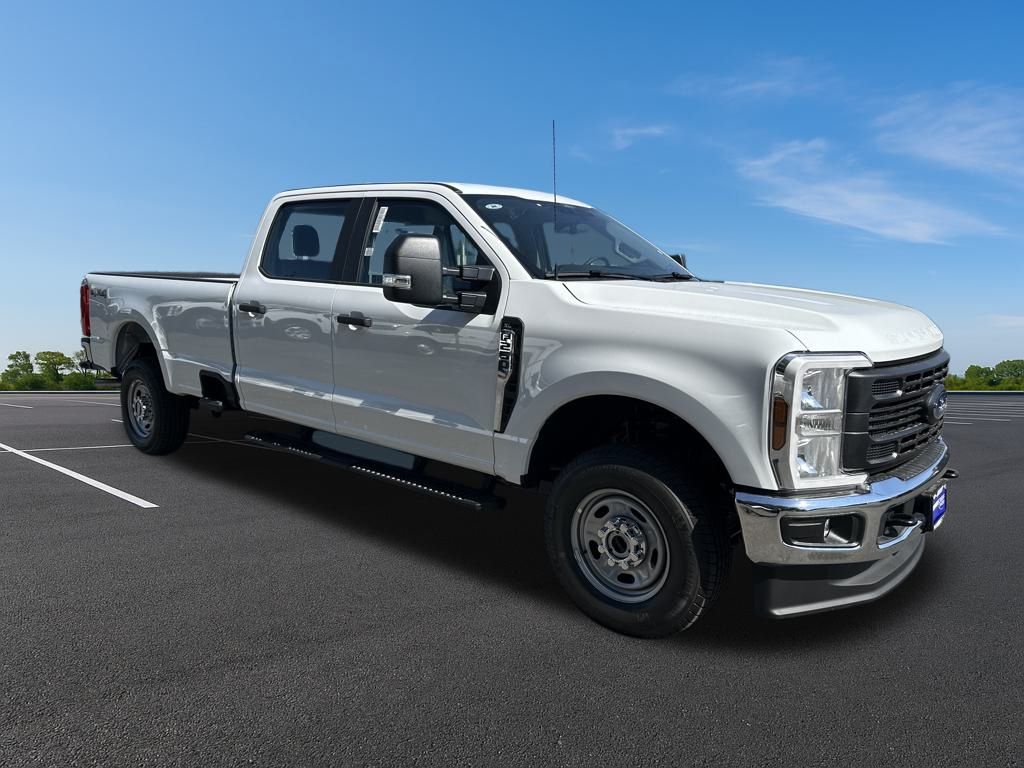 New 2026 Ford Super Duty F-250 Crew Cab 8' Box XL