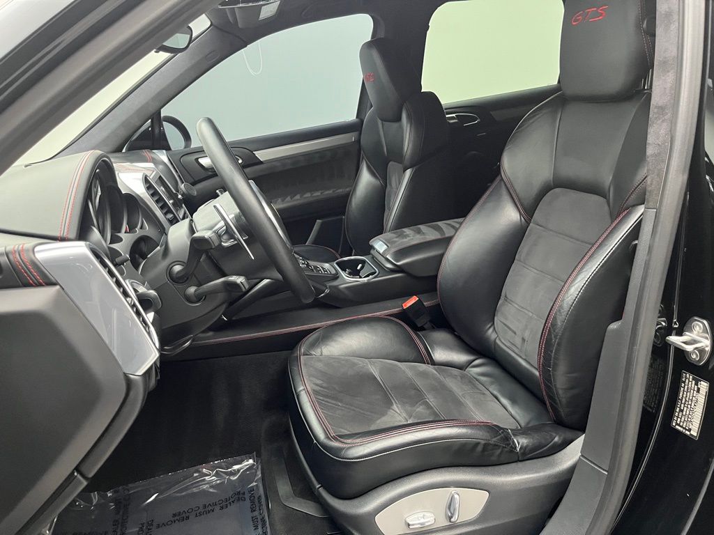 Thumbnail: 2013 Porsche Cayenne - 5