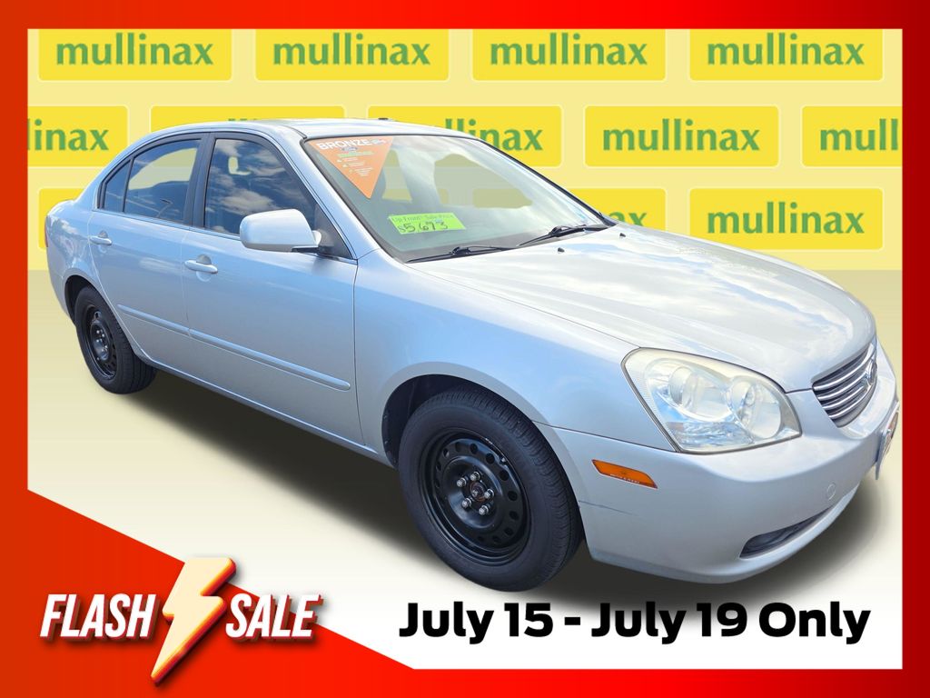Silver 2008 Kia Optima Sedan Front-Wheel Drive 5-Speed Automatic