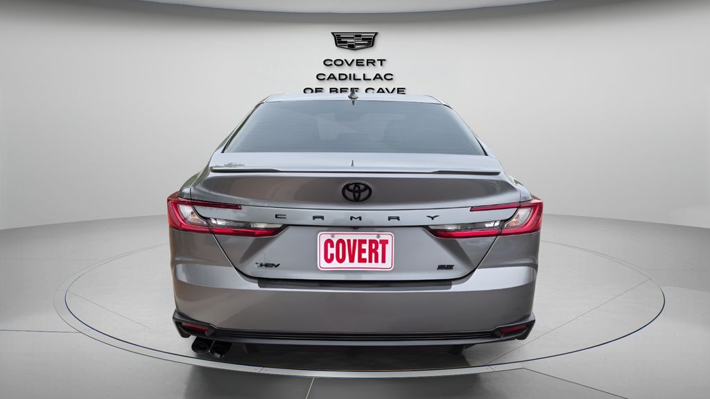 Used 2025  Toyota SE image 8