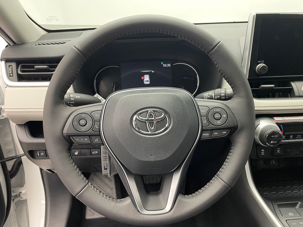 Thumbnail: 2025 Toyota RAV4 - 19