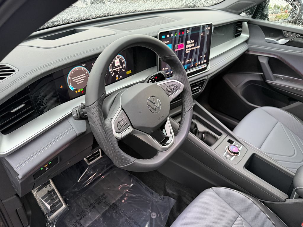 New 2026  Volkswagen 2.0T SE R-Line Black image 12