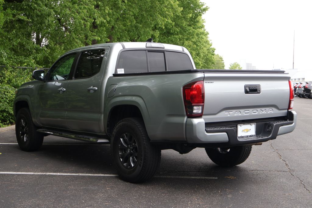 Thumbnail: 2019 Toyota Tacoma - 5