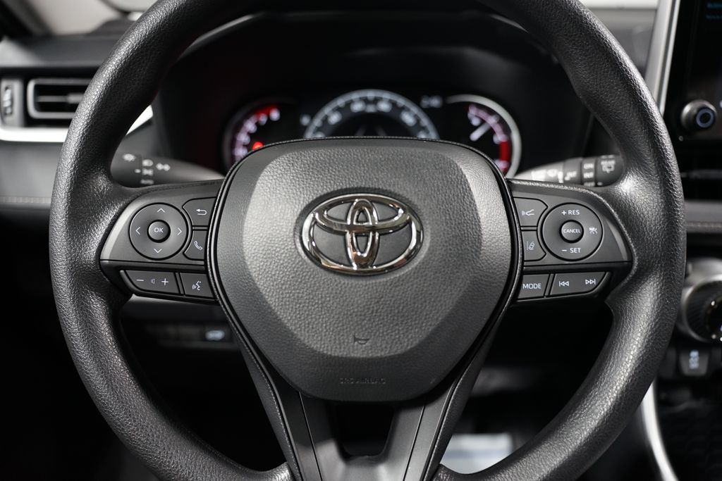 Thumbnail: 2025 Toyota RAV4 - 12