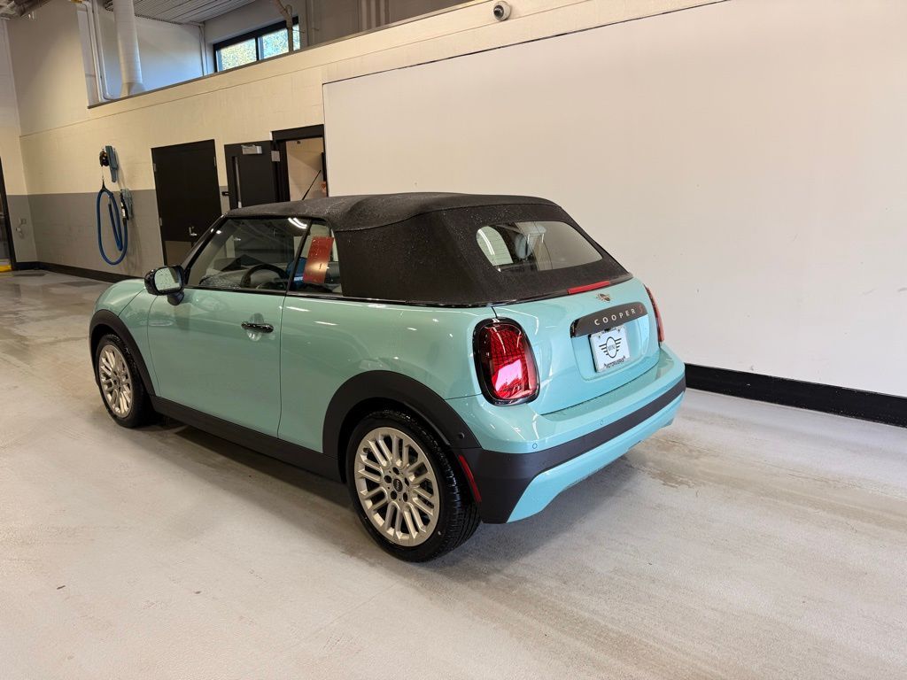 Thumbnail: 2026 MINI Cooper - 3