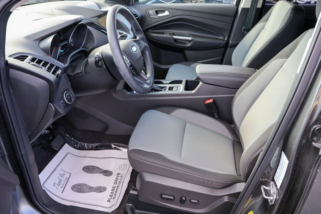 2019 Ford Escape SE 15