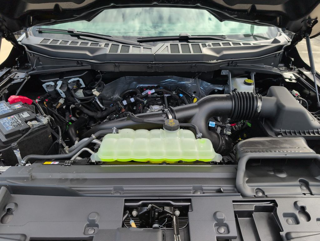 New 2026 Black Ford XLT image 33