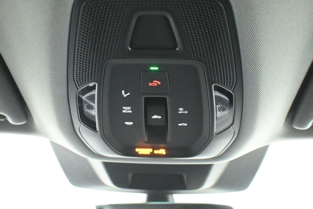 Thumbnail: 2025 Audi Q5 - 16