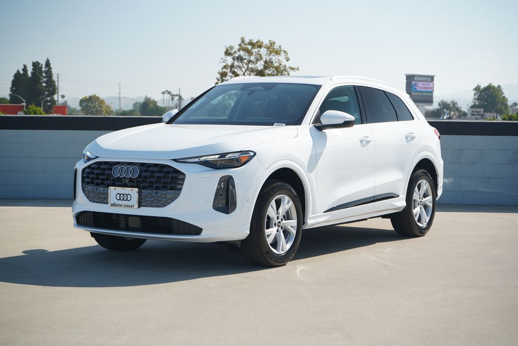 Thumbnail: 2026 Audi Q5 - 1