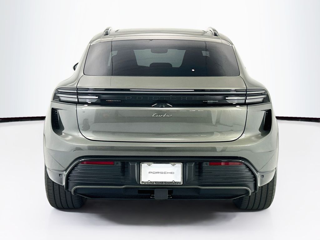 Thumbnail: 2026 Porsche Macan - 6