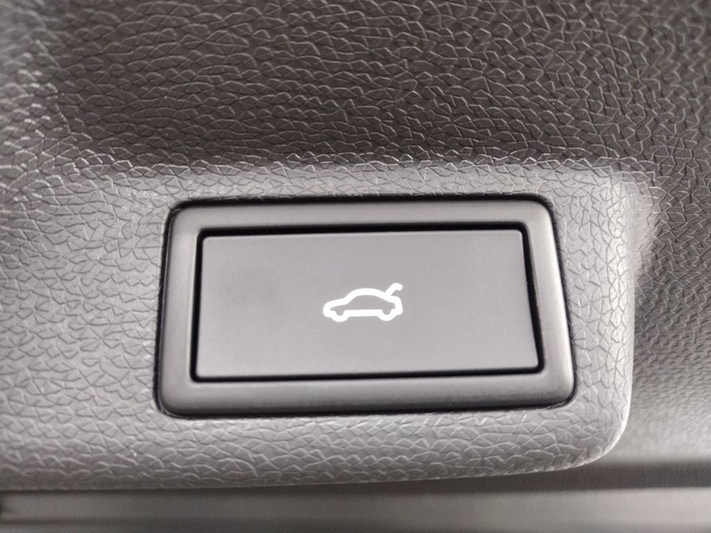 2025 Volkswagen ID. Buzz Pro S Plus