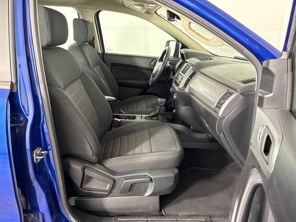 Certified Used 2020 Blue Ford XL image 6