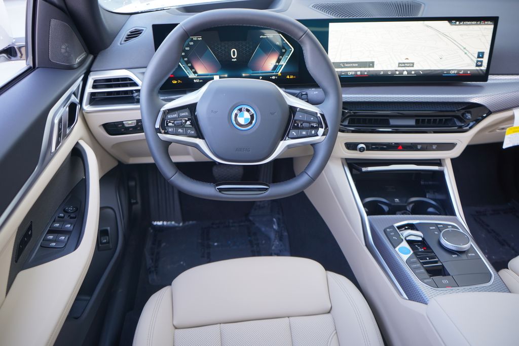 2025 BMW i4 eDrive40 16