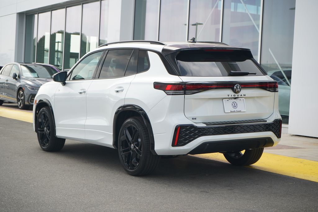 Thumbnail: 2026 Volkswagen Tiguan - 3