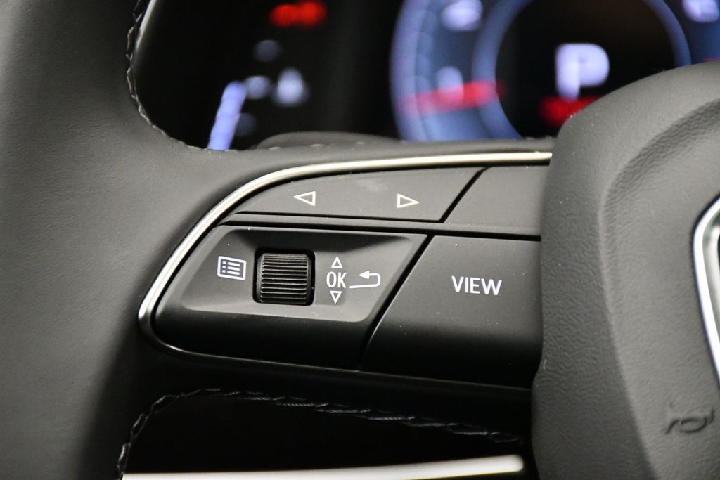 2025 Audi Q7  23