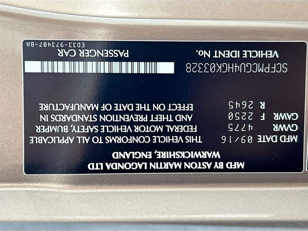 Thumbnail: 2017 Aston Martin Vanquish - 31