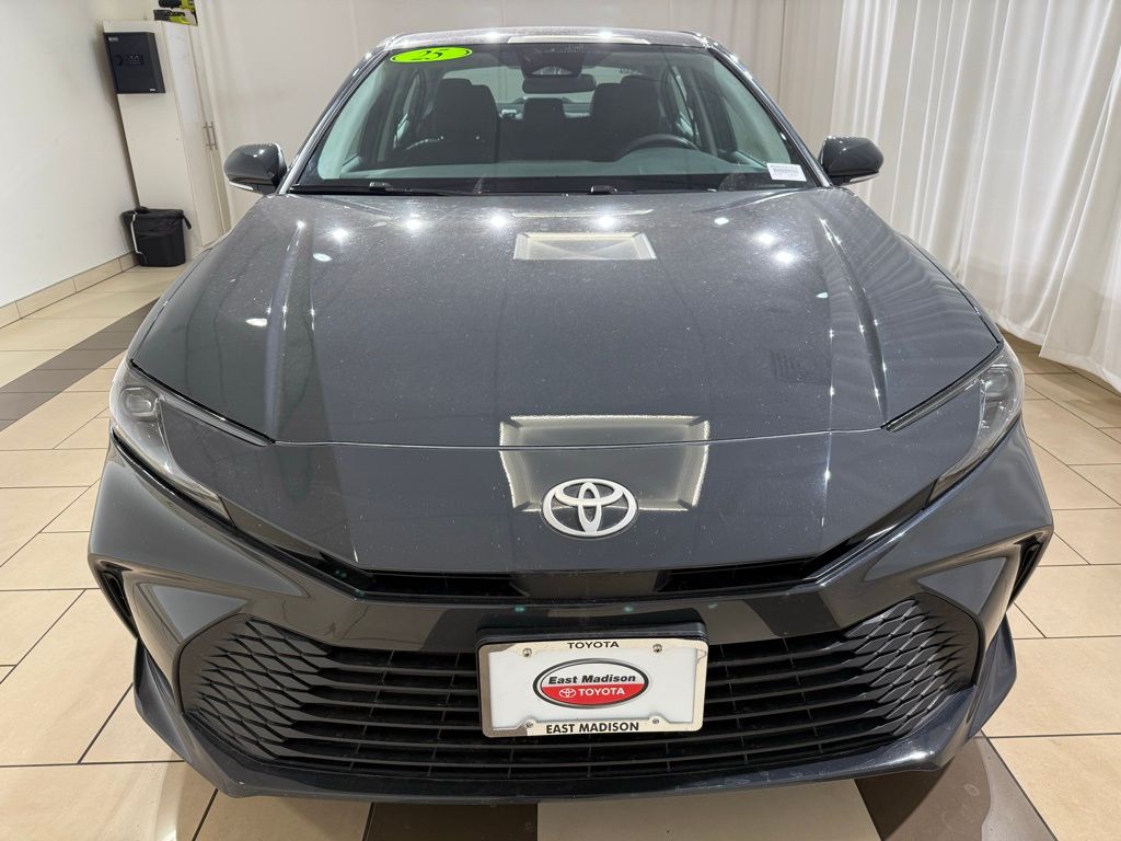 Thumbnail: 2025 Toyota Camry - 8