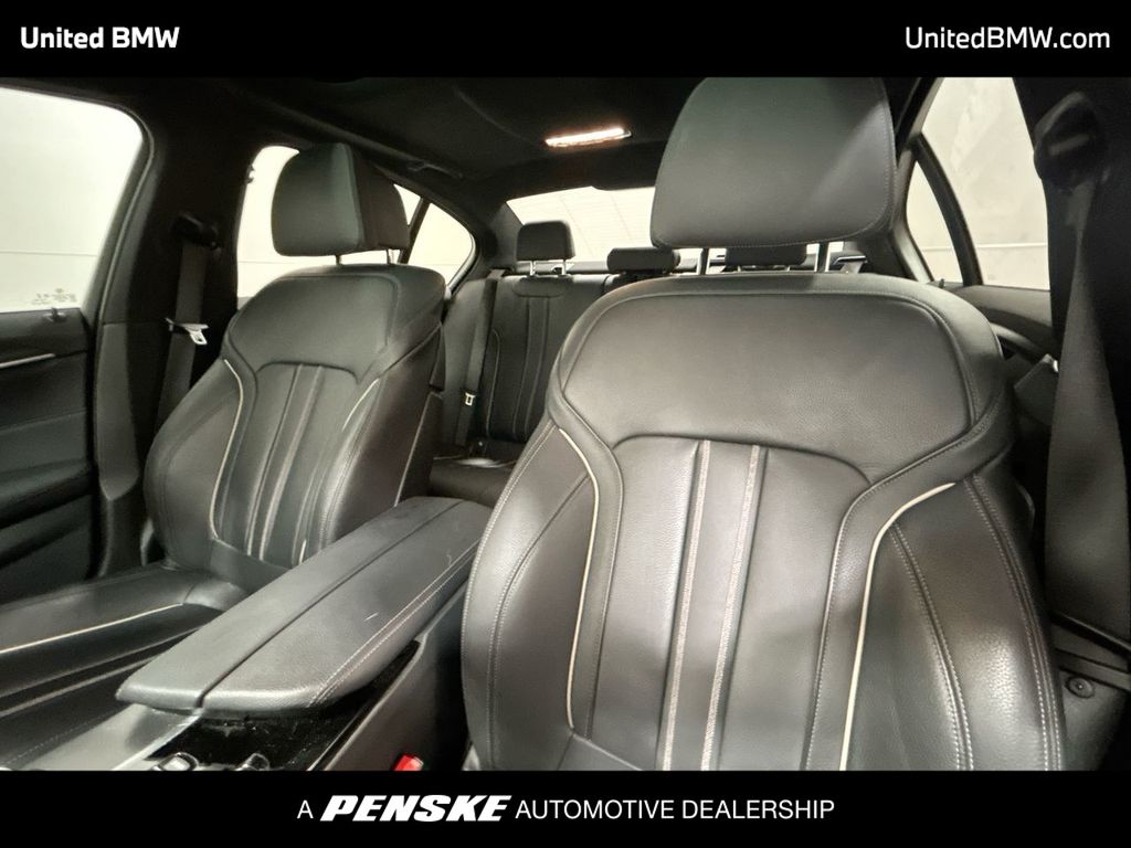 Thumbnail: 2023 BMW 5 Series - 13