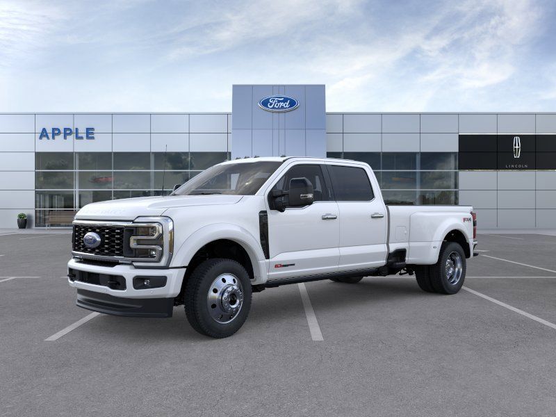 Star White Metallic Tri-Coat 2026 Ford F-450 Super Duty Platinum Crew Cab LB DRW 4WD Pickup Truck Four-Wheel Drive Automatic