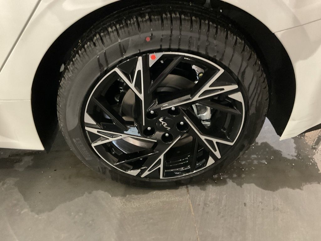 New 2026 White Kia GT-Line image 20