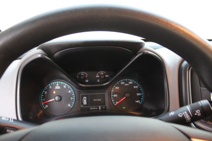 Used Car 2016 Chevrolet Colorado  Work Truck For Sale Under $15,000 In Georgetown, Texas