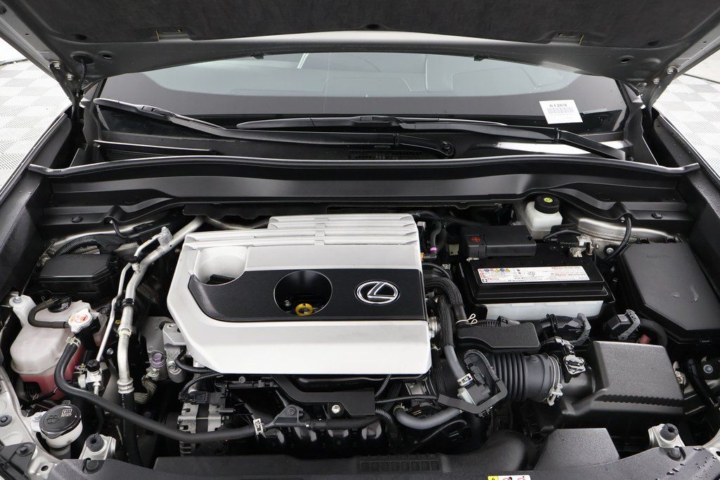 Thumbnail: 2021 Lexus UX - 15